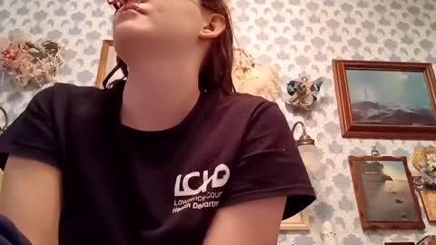 spoiledprincess4 online show from 02/19/25, 12:14