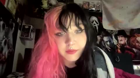 Pixie online show from 09/10/25, 04:29
