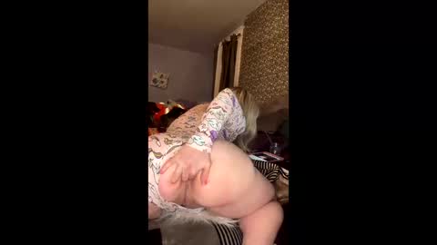 sporegeous online show from 03/25/26, 03:45