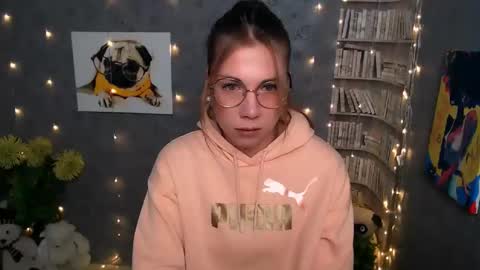 Snapshot of sport_tall_karina chatting on 01/03/25, 08:21 Karina online show from 01/03/25, 08:21