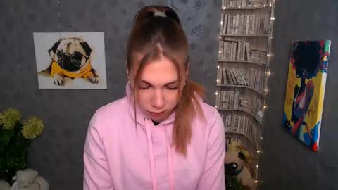 Snapshot of sport_tall_karina chatting on 01/17/25, 08:02 Karina online show from 01/17/25, 08:02