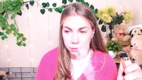 Snapshot of sport_tall_karina chatting on 11/18/25, 09:58 Karina online show from 11/18/25, 09:58