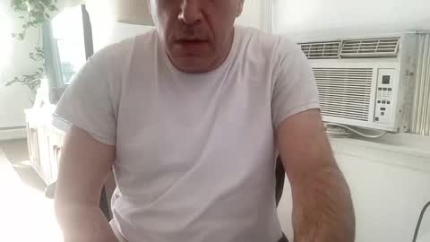Snapshot of spun4feet chatting on 02/05/26, 03:27 spun4feet online show from 02/05/26, 03:27