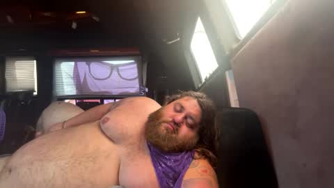 Snapshot of squeaks724 chatting on 02/04/25, 01:48 Your Pal Squeaks online show from 02/04/25, 01:48