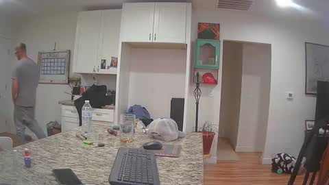 Squally Willy  MaryAnne online show from 03/04/25, 07:08