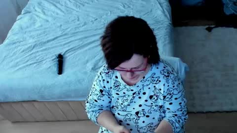 Kim online show from 04/04/26, 03:53