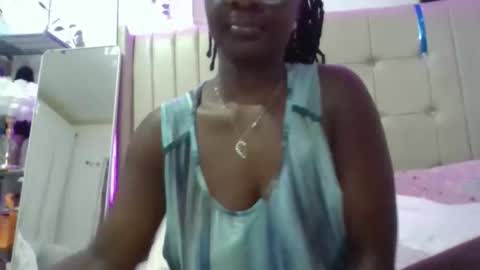 Juicy online show from 05/27/26, 05:43