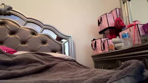 Snapshot of squirtdommaster chatting on 12/02/24, 08:55 squirtdommaster online show from 12/02/24, 08:55