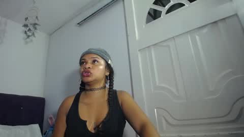 squirter_girl69 online show from 04/17/26, 08:06