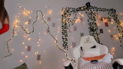 Vanessa online show from 09/30/25, 05:18