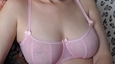 Snapshot of squirtyeleanor chatting on 07/16/26, 09:59 SquirtyEleanor online show from 07/16/26, 09:59