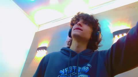 ethan online show from 09/20/25, 02:07