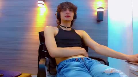 ethan online show from 04/06/26, 01:45