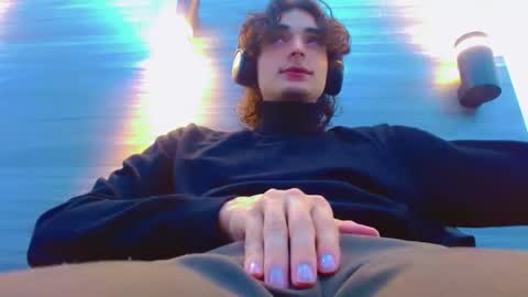 ethan online show from 05/13/26, 01:30
