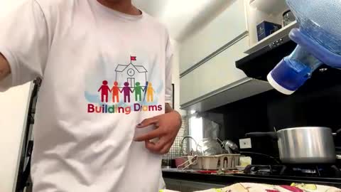 sorry mom online show from 12/23/24, 08:25