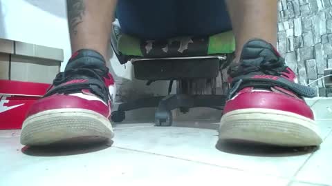 sr master cum its my old account online show from 02/15/26, 06:37