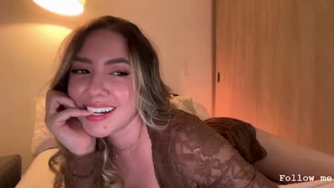 Sophie 3 online show from 06/05/26, 02:18