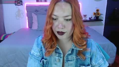 Sara online show from 04/11/26, 01:26