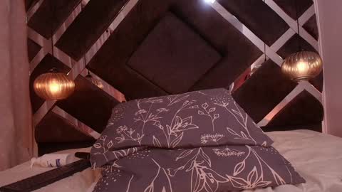 samantha online show from 01/24/25, 10:19