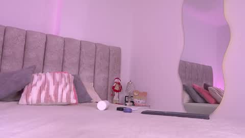 samantha online show from 12/13/25, 07:53