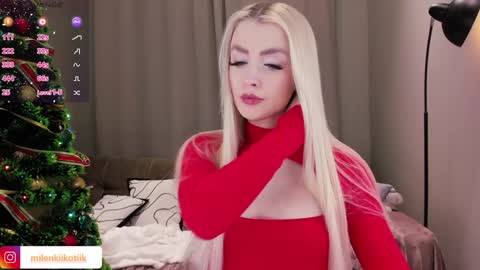 Alexandra online show from 01/04/25, 04:43