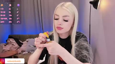 Alexandra online show from 02/13/25, 08:34