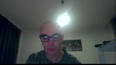 Snapshot of ssenzo chatting on 12/09/24, 07:28 ssenzo online show from 12/09/24, 07:28