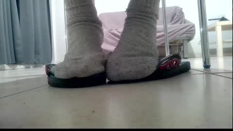 Snapshot of ssenzo chatting on 12/19/24, 08:23 ssenzo online show from 12/19/24, 08:23