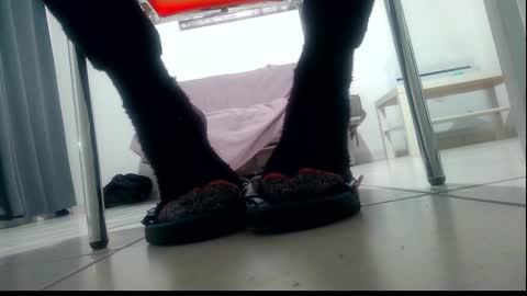 Snapshot of ssenzo chatting on 02/23/25, 08:33 ssenzo online show from 02/23/25, 08:33