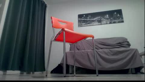 Snapshot of ssenzo chatting on 09/24/25, 07:06 ssenzo online show from 09/24/25, 07:06