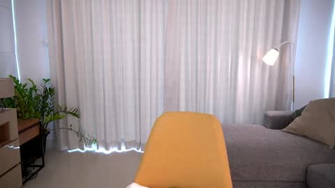 Snapshot of ssscarlett chatting on 01/23/25, 07:11 Scarlett online show from 01/23/25, 07:11