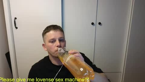 st1vemaster01 online show from 05/21/26, 03:08