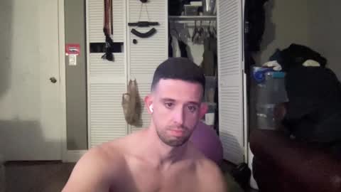 Snapshot of st22fe69 chatting on 02/23/25, 01:57 Jose online show from 02/23/25, 01:57