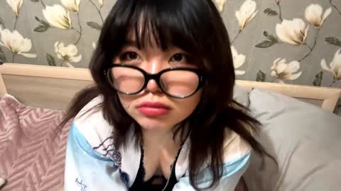 Emily online show from 11/02/25, 09:06