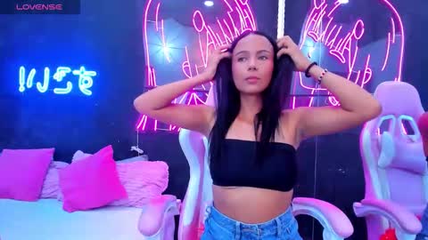 staarlightt online show from 09/29/25, 08:46