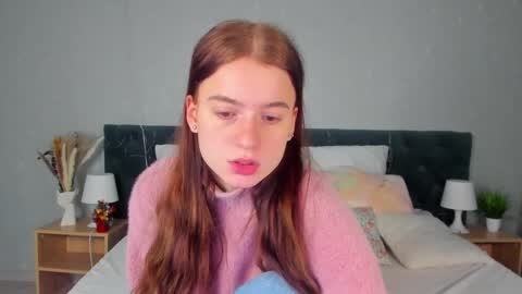 Stacey GMT5 Mo Tu We Th Fr Sa 3am -10am online show from 12/23/24, 01:08