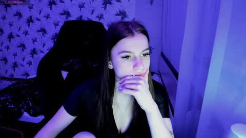 Stacey GMT5 Mo Tu We Th Fr Sa 3am -10am online show from 12/26/24, 11:21