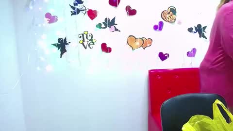 Stacey online show from 02/09/25, 04:07