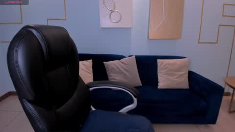 Snapshot of staceywood_ chatting on 12/14/24, 01:49 Stacy Woods online show from 12/14/24, 01:49