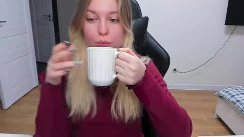 Stacy  online show from 02/12/25, 03:38