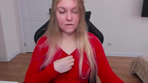 Stacy  online show from 09/19/25, 11:00