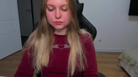 Stacy  online show from 12/16/25, 10:53