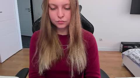 Stacy  online show from 07/08/26, 10:31