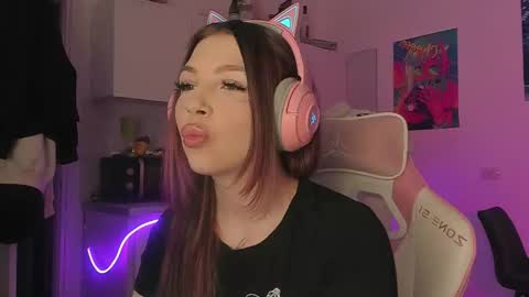 Stacy online show from 11/24/25, 04:40