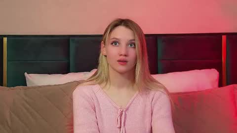 StacyEvances online show from 03/23/26, 06:34