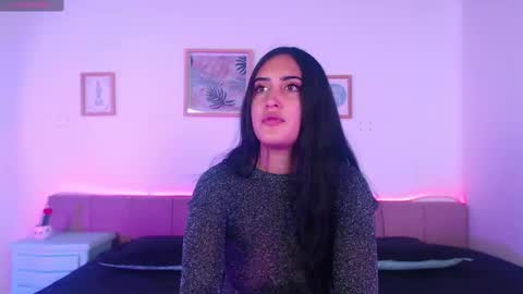 Snapshot of stacymaliibu chatting on 02/28/25, 12:42 Stacy online show from 02/28/25, 12:42