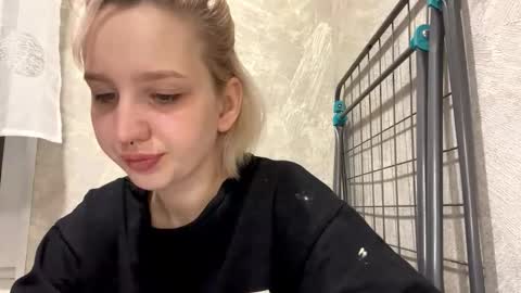 Emma online show from 02/23/26, 06:49