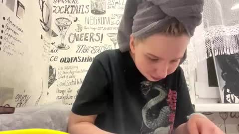 Emma online show from 03/01/26, 08:11