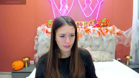 Stacy online show from 10/26/25, 02:06