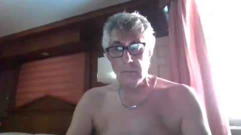 Snapshot of star0806666a chatting on 02/01/25, 07:05 star0806666a online show from 02/01/25, 07:05